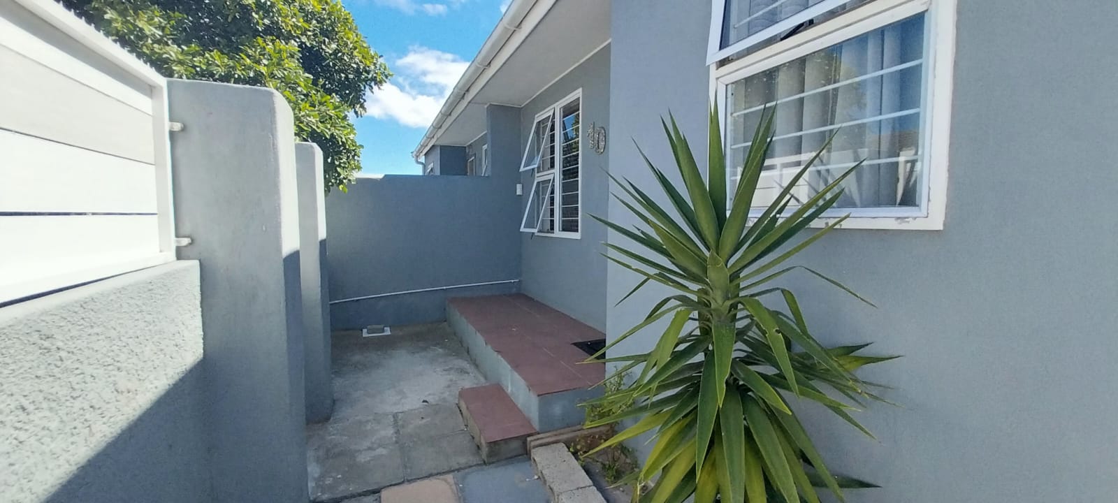 2 Bedroom Property for Sale in Pelican Park Western Cape